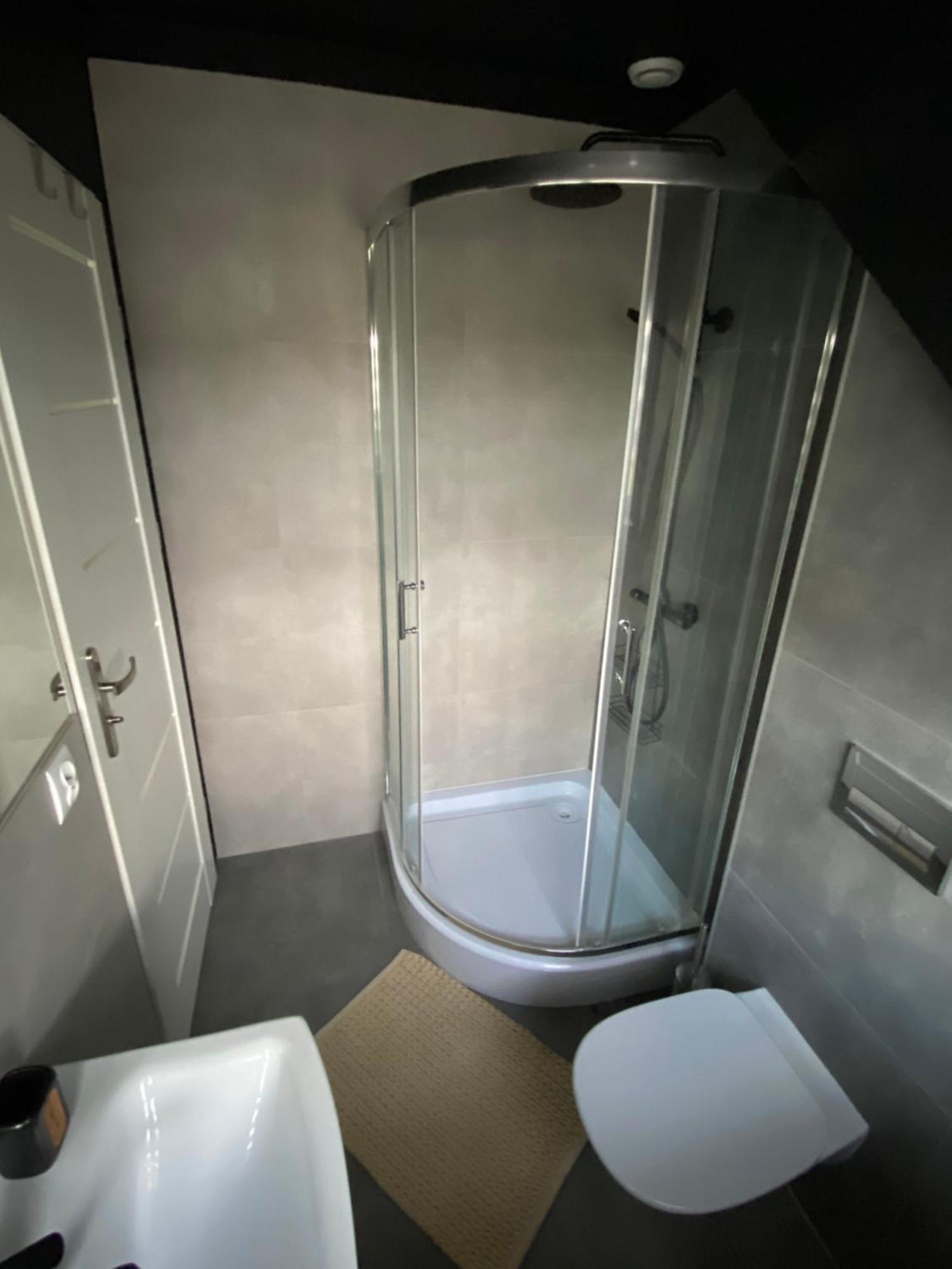 Apartamenty Lesna Osiem Jezow Sudecki Ruang foto